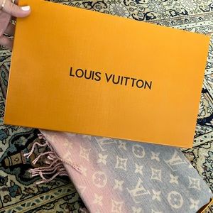 Louis Vuitton Cashmere Shawl/Scarf